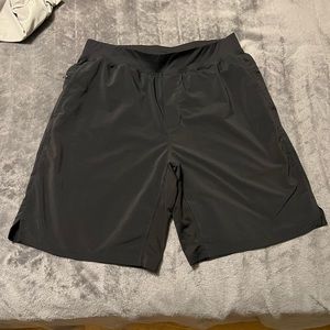 Fabletics The Franchise Short Large 9in BLACK